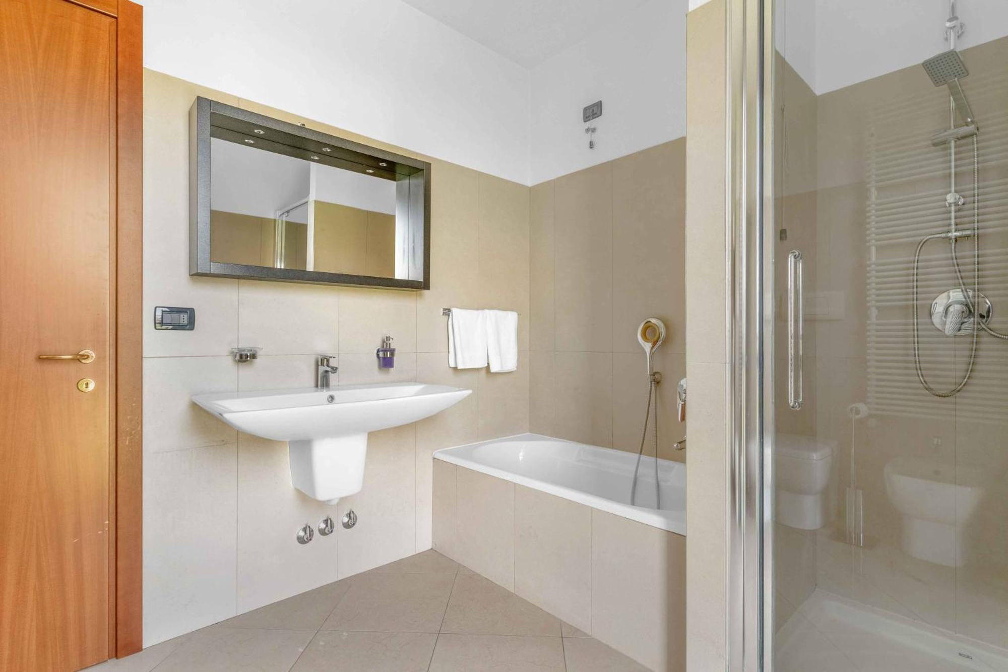 Santa Giulia Suite - Futurismo 17 Milan Exterior photo